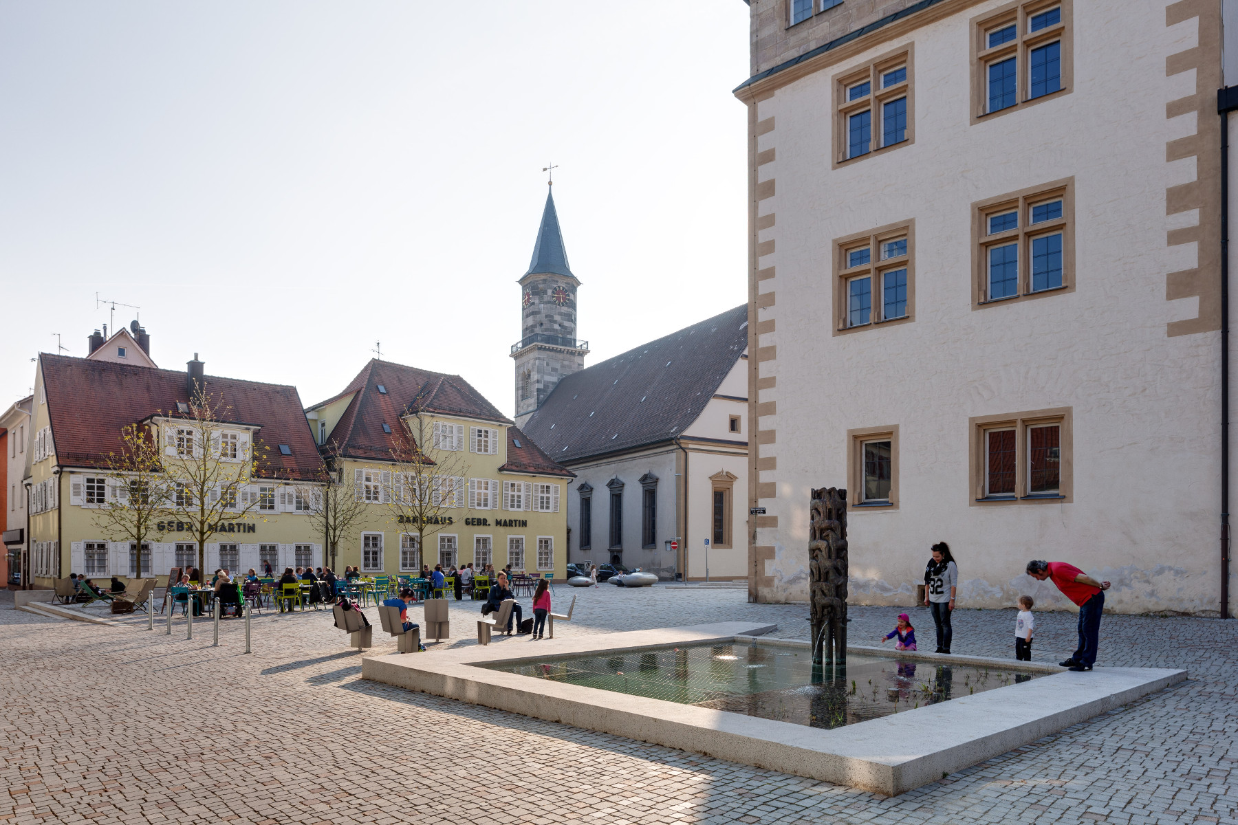 Schlossplatz Göppingen mit Brunnen nach der Umgestaltung